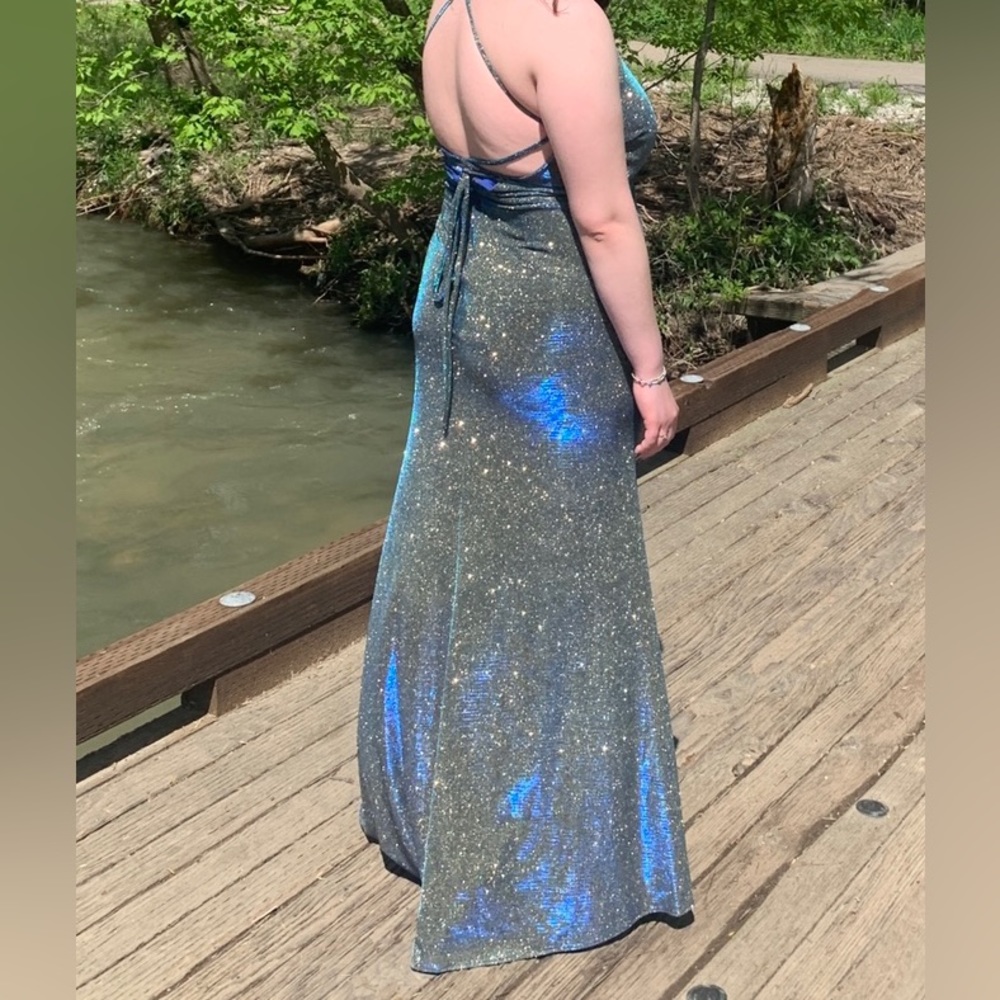 Chrome blue and green floor length dress women’s size 16-18 (XL)